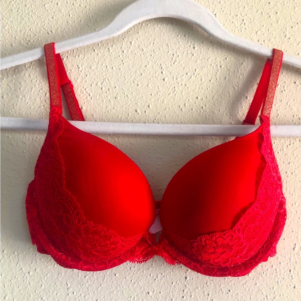Victoria Secret Bombshell bra